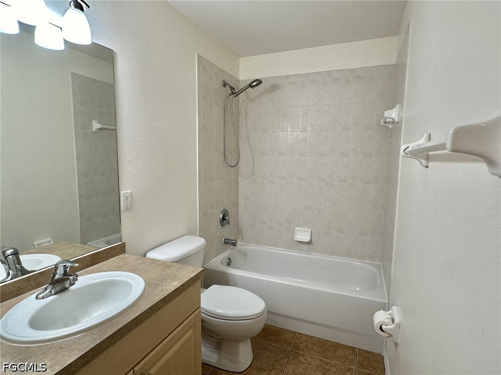2306/2308 NE 16th Terrace