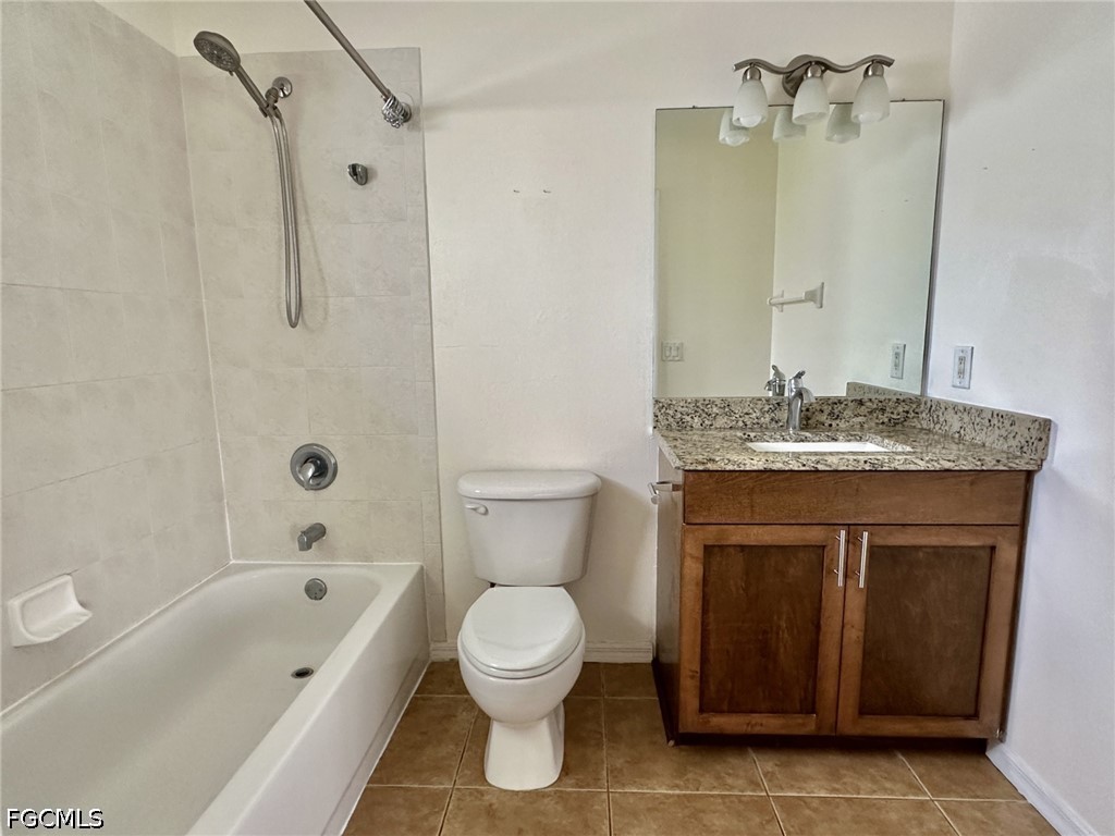 2306/2308 NE 16th Terrace