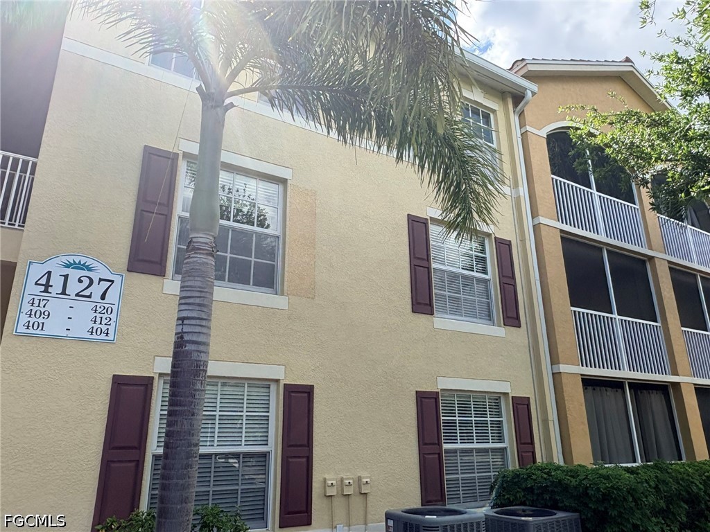 4127  Residence Drive, Apt 411