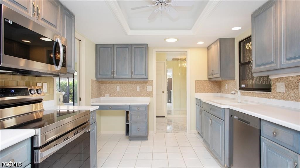 319 Reynolds Court, Apt M12