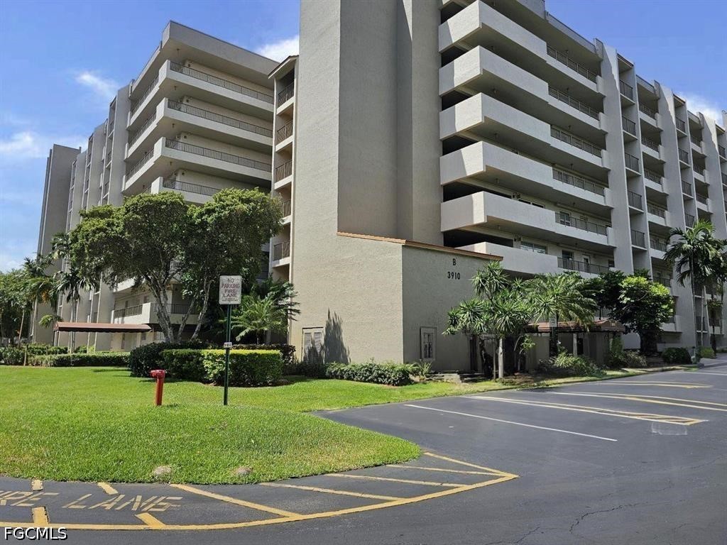 3910 Inverrary Boulevard, Apt 202B
