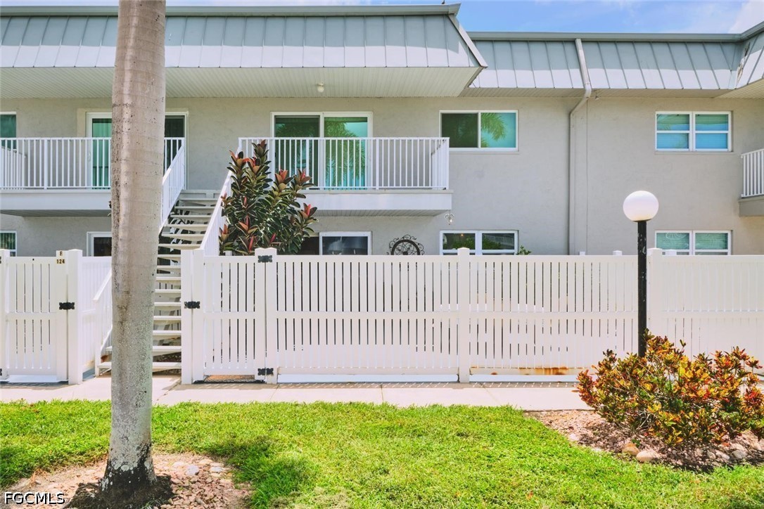 6777 Winkler Road, Apt 125