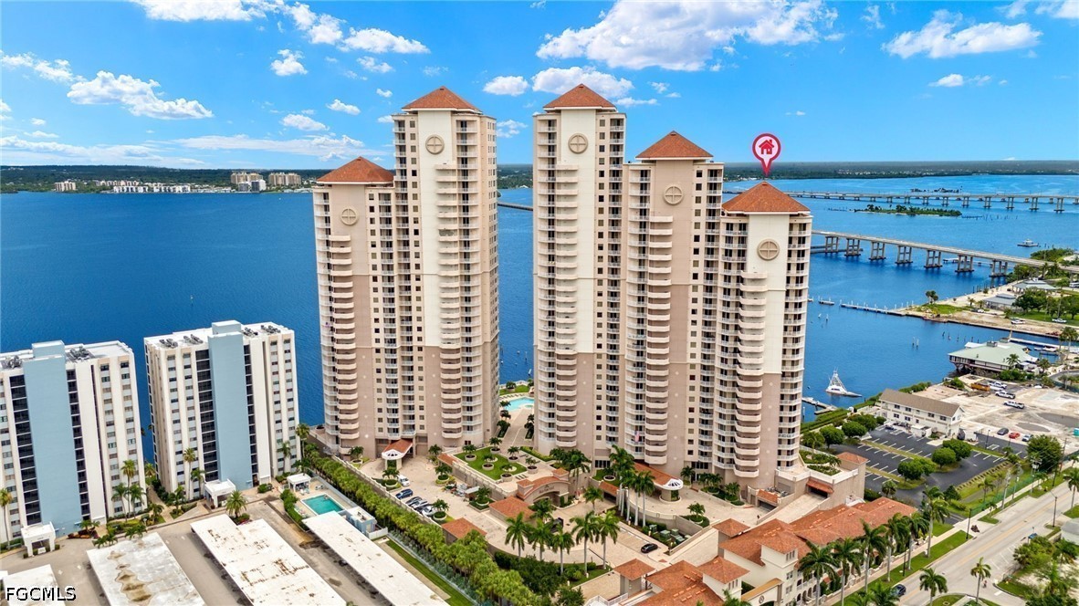 2090 W First Street, Apt 810