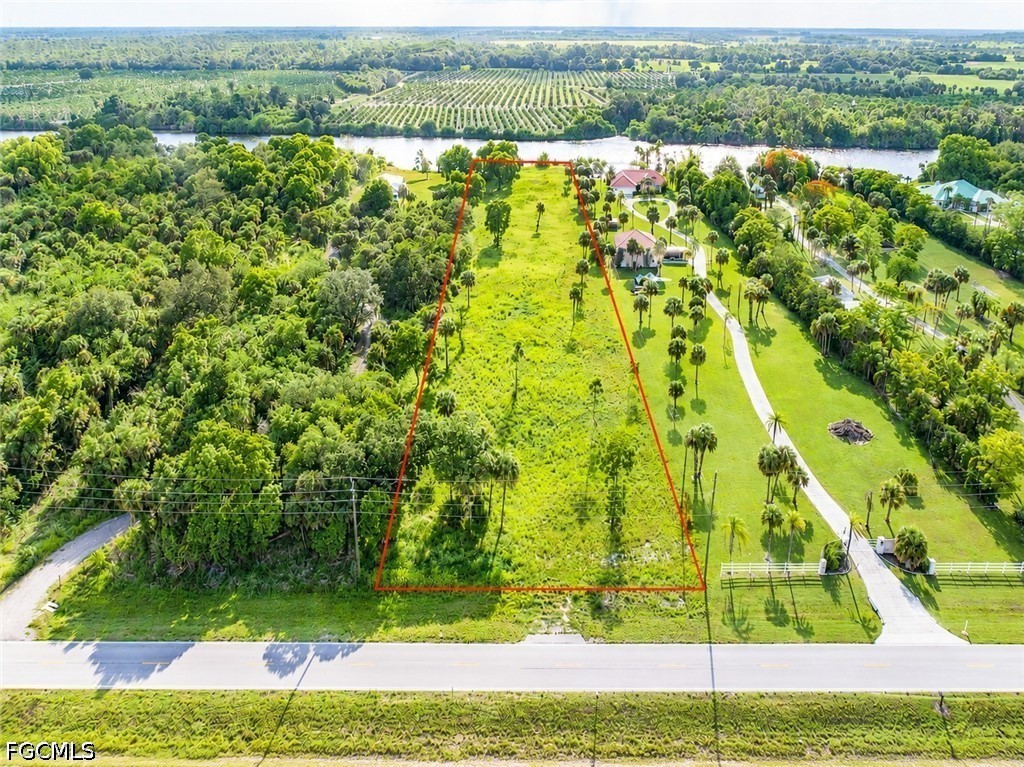 5220 Fort Denaud Road