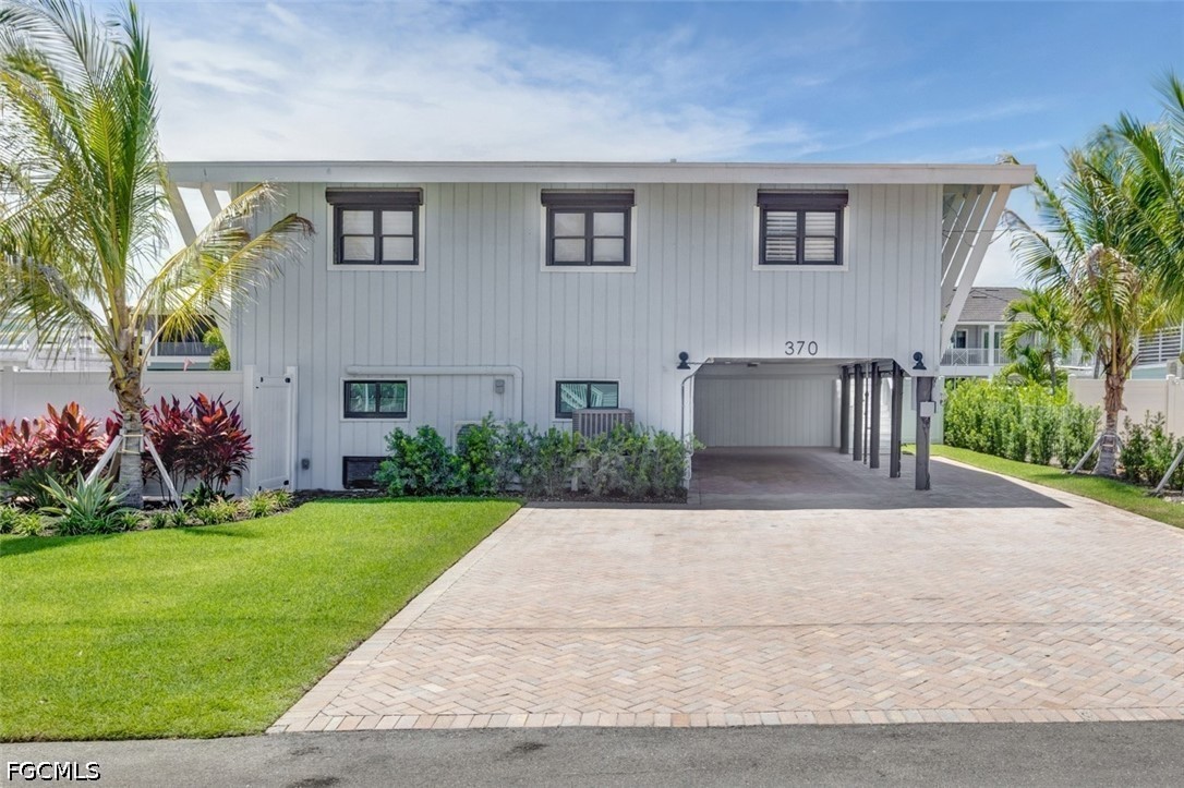 370  Bayland Road