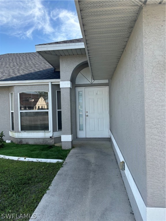 912  Cape Coral Parkway