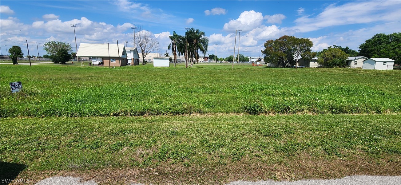 671 & 643  Avenue N