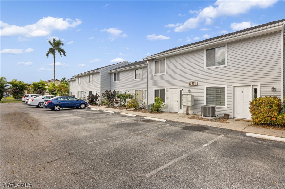 13160  Kings Point Drive, Apartment 4