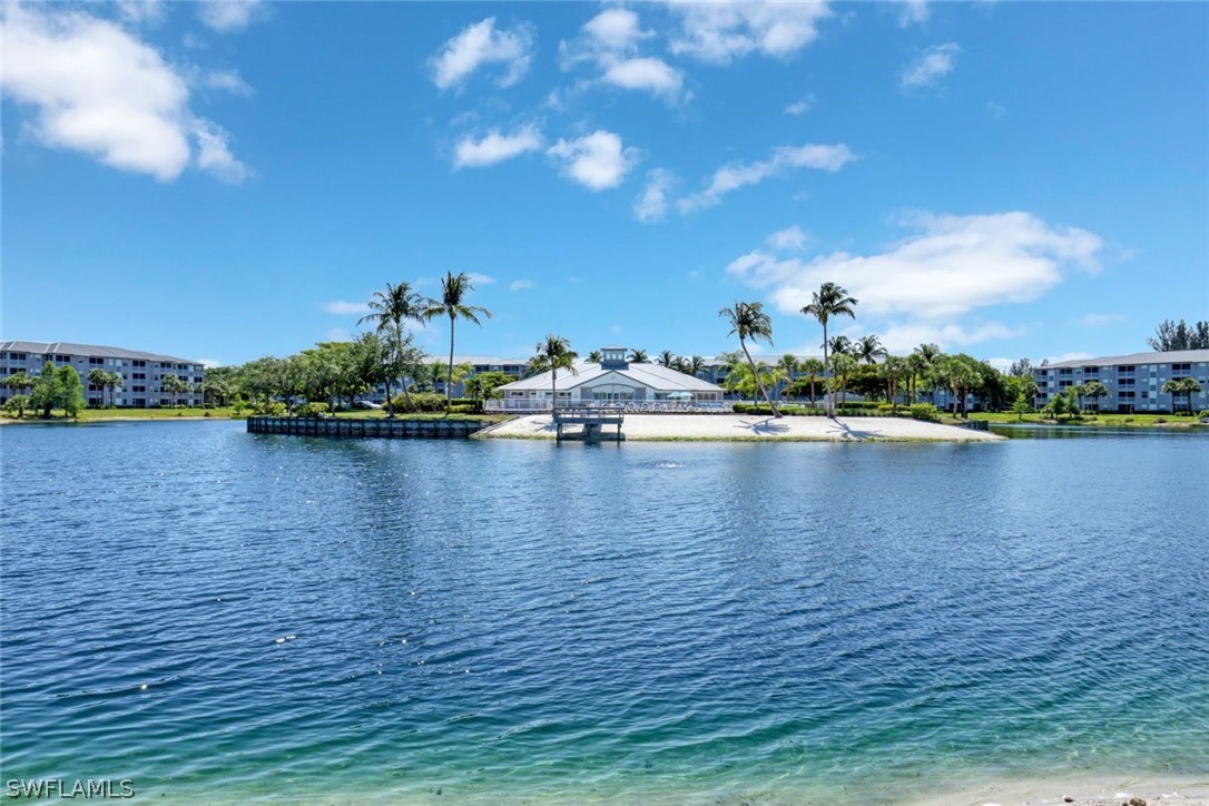 16625  Lake Circle Drive, Apt 518