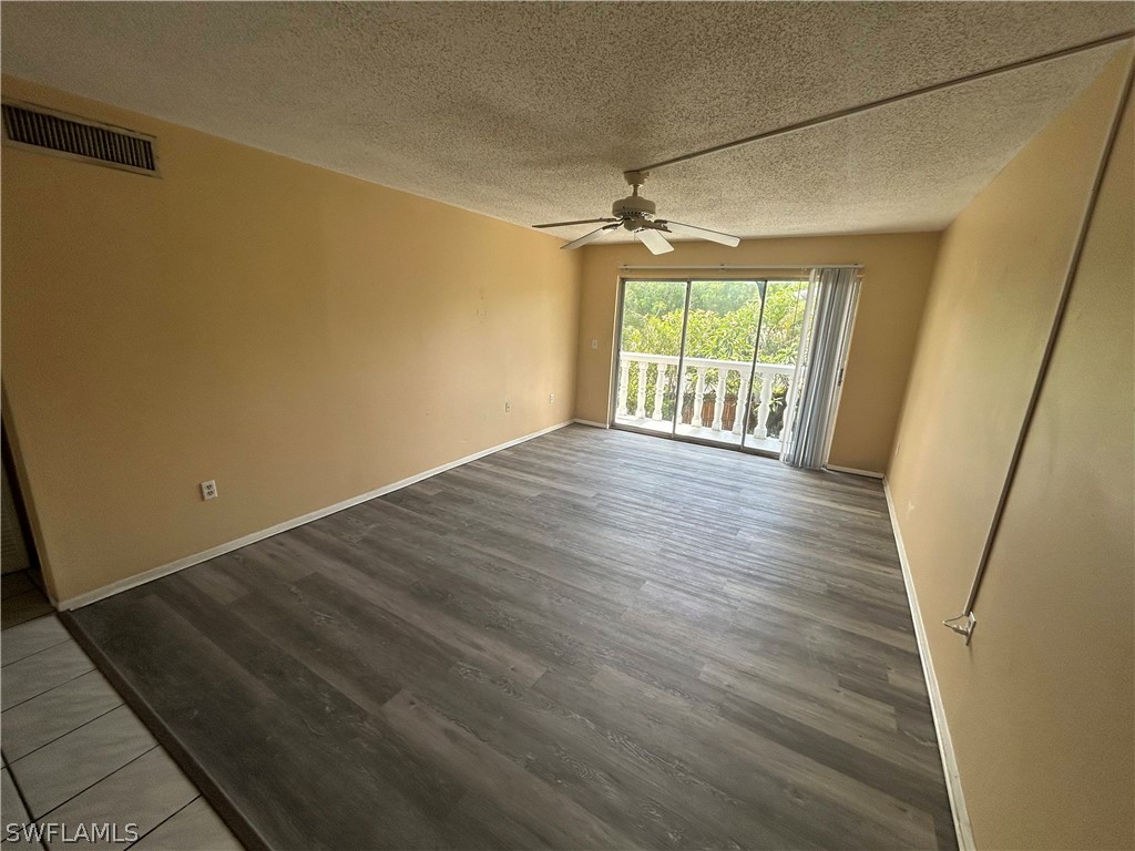 3704  Broadway, Apt 221