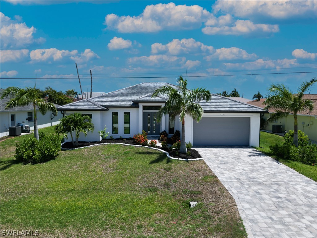 2110 SW 52nd Terrace
