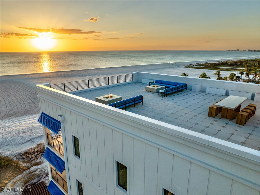 6230  Estero Boulevard, Apt 101