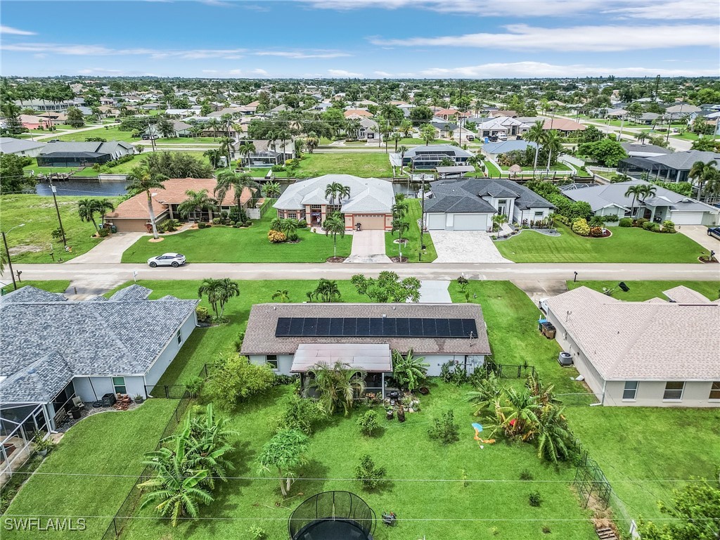 414 SW 40th Terrace