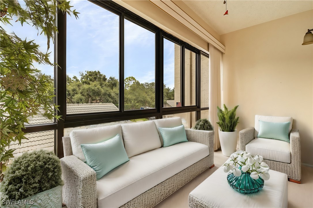 900  Arbor Lake Drive, Apt 9-207