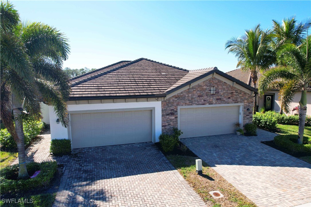 9143  Woodhurst Drive