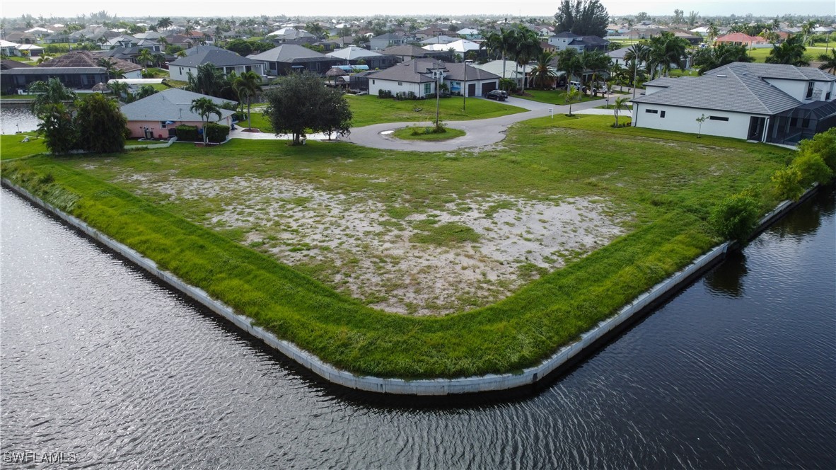 1256&1260 NW 39th Avenue