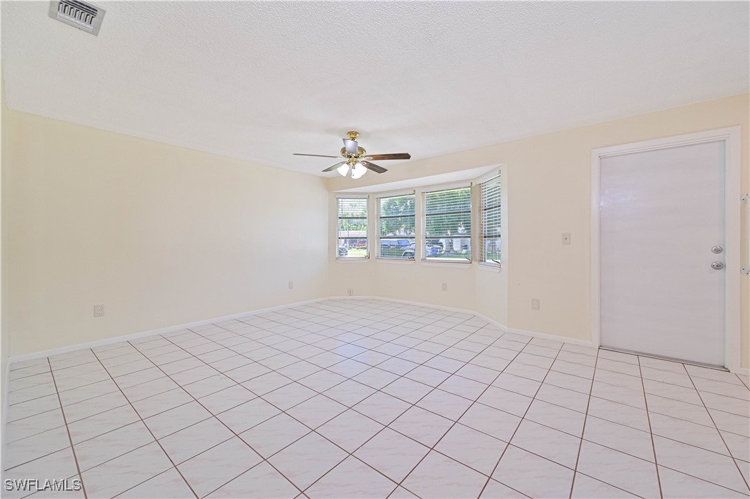 4417/4421  Ruthann Court