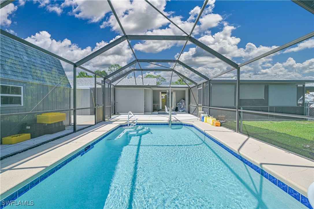 4417/4421  Ruthann Court