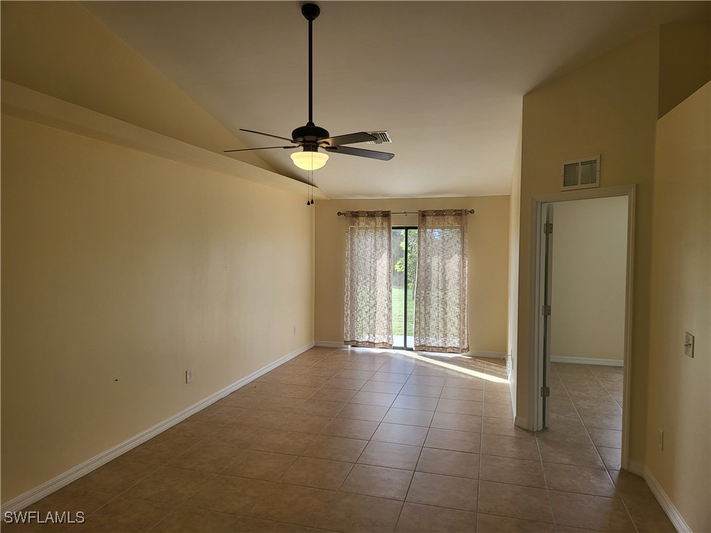 1914/1916 SW 15th Place