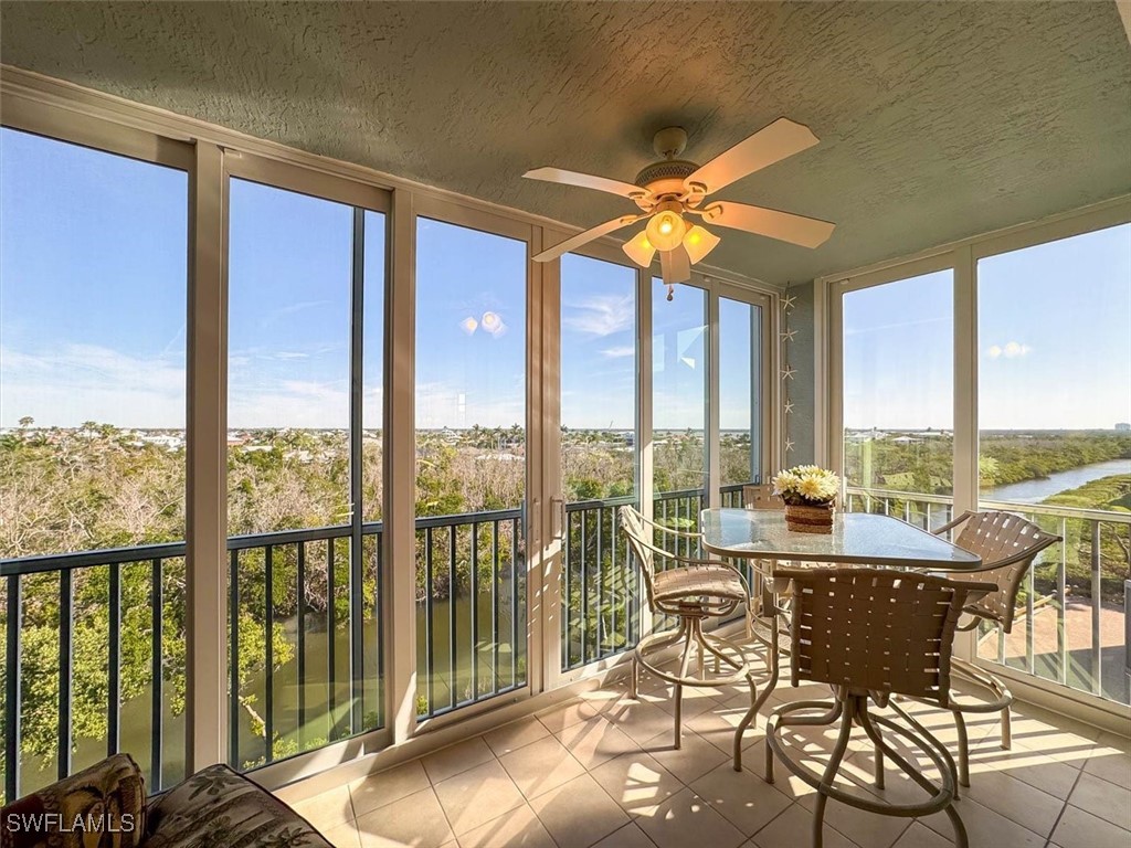 22724  Island Pines Way, Apt 403