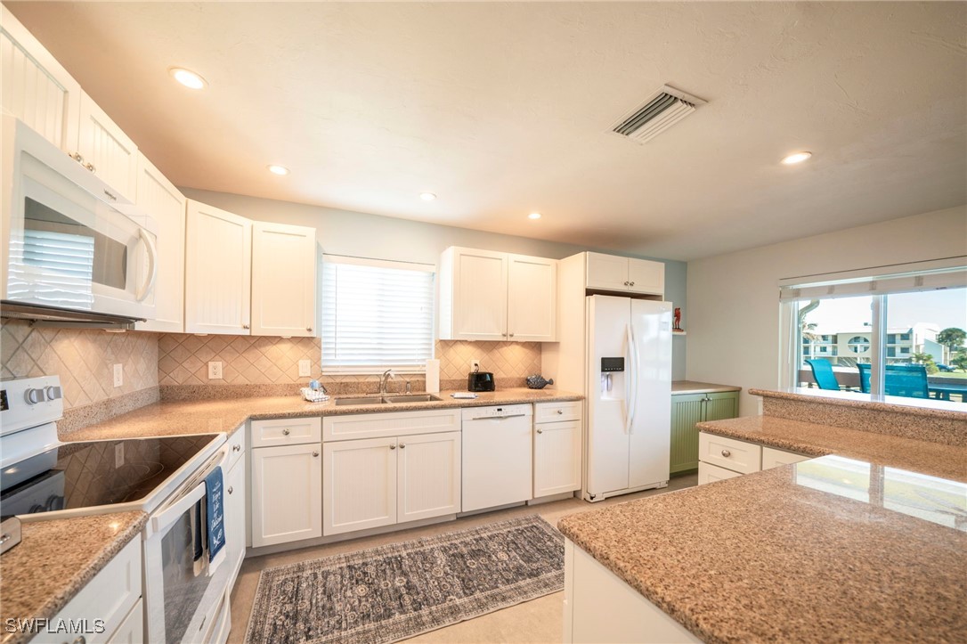 21671/21673  Indian Bayou Drive, Apt 673