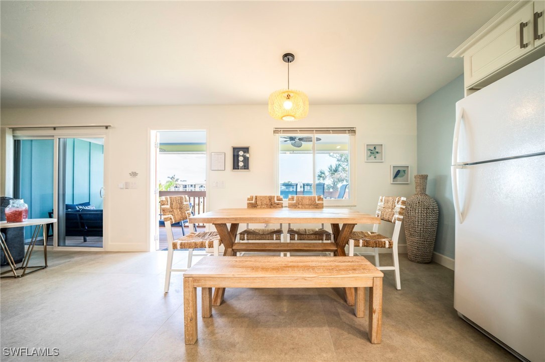 21671/21673  Indian Bayou Drive, Apt 673