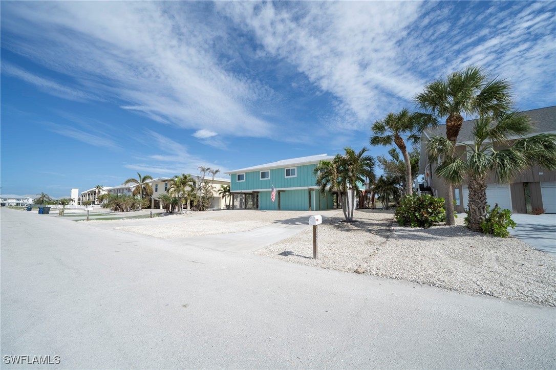 21671/21673  Indian Bayou Drive, Apt 673