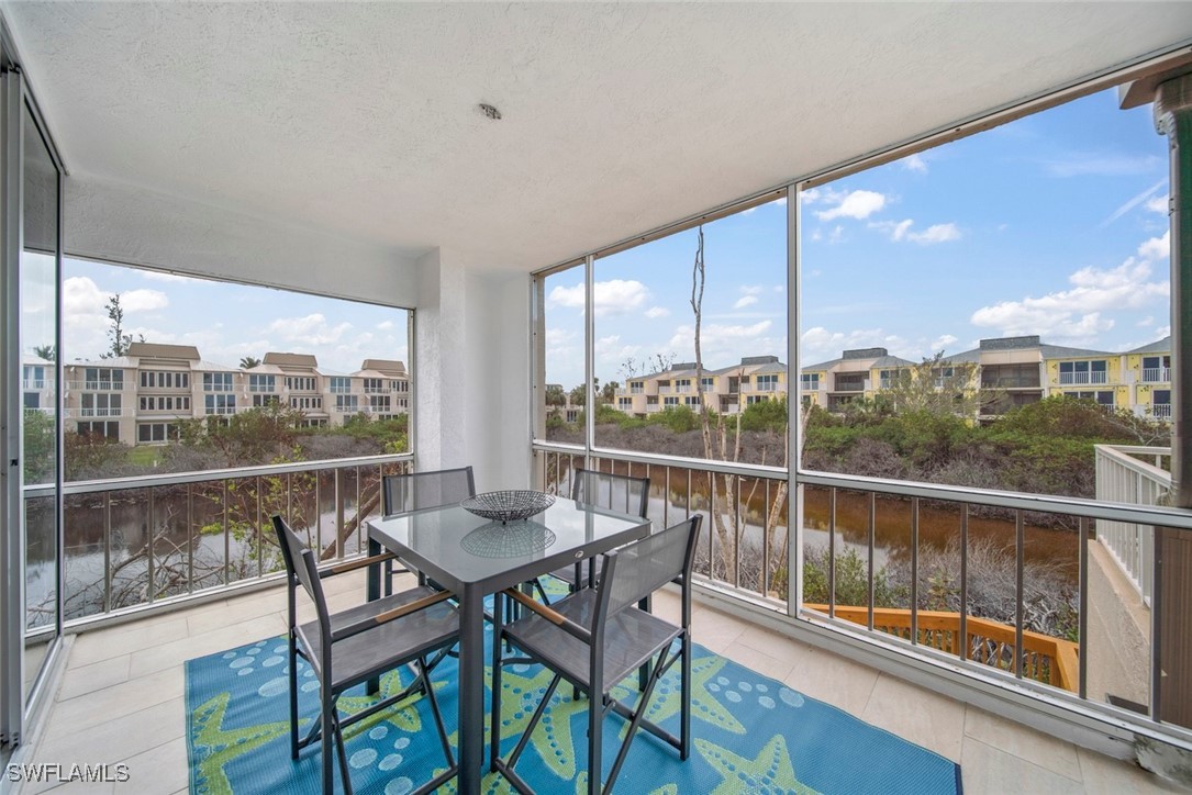 200  Periwinkle Way, Apt 233