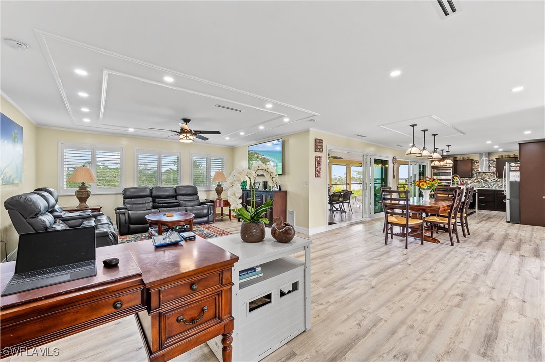 21520/522  Indian Bayou Drive
