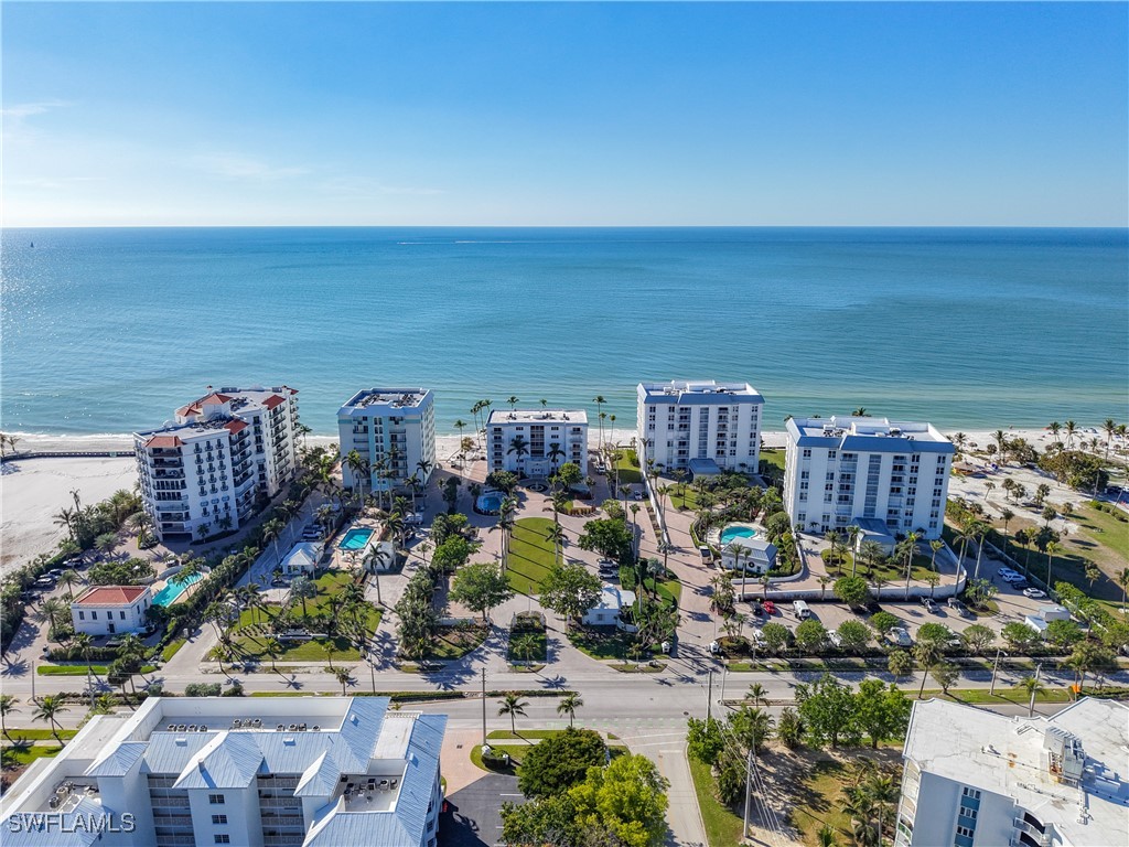 1275  Gulf Shore Boulevard, Apt 301