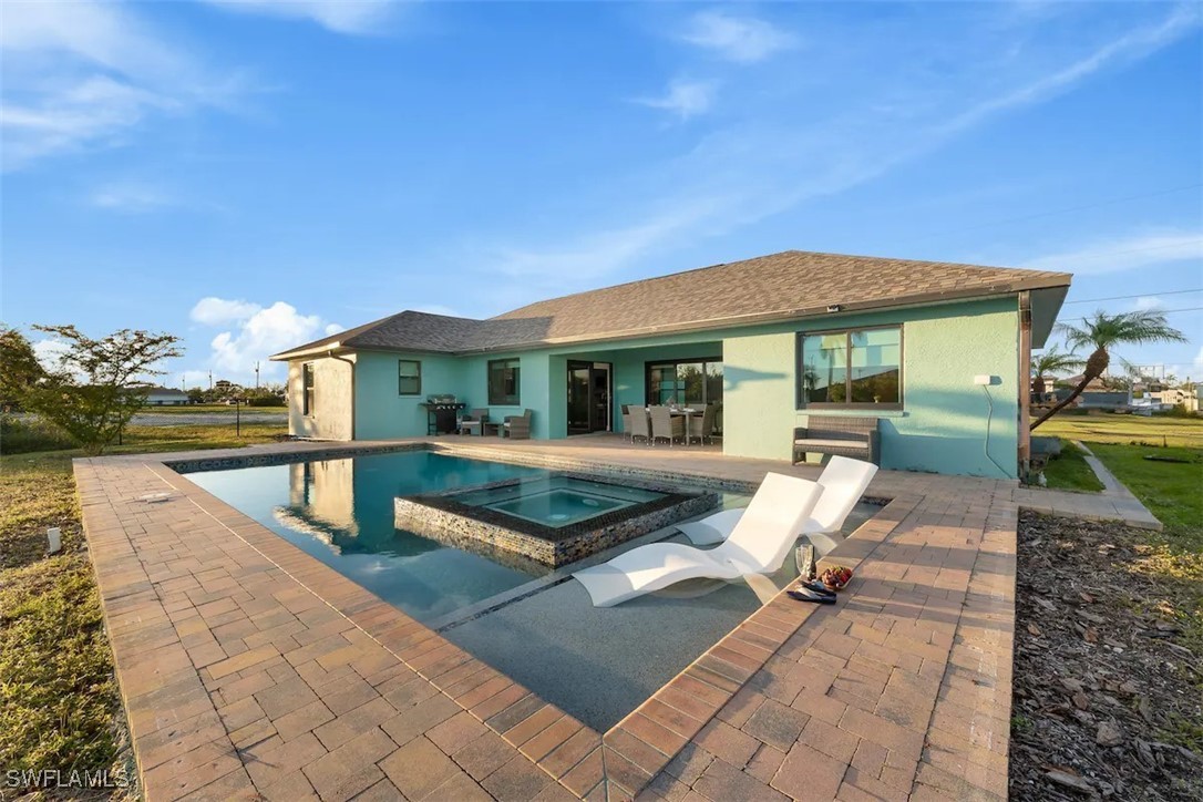 2724 SW 1st Terrace