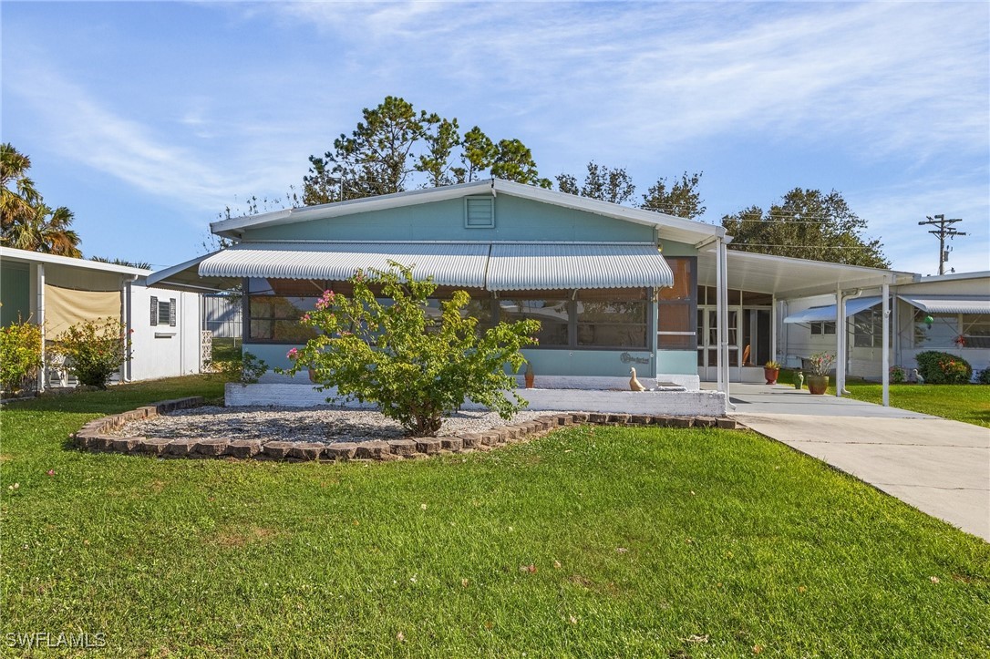 844  Hollyberry Court
