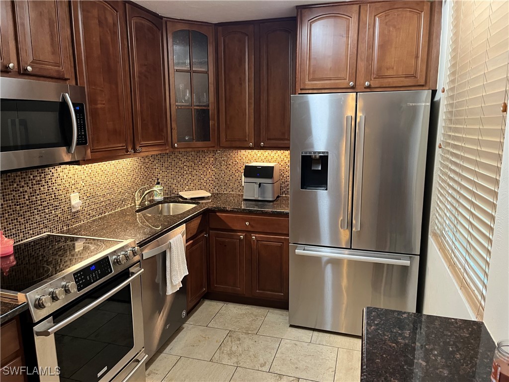 5959  Winkler Road, Apt 312