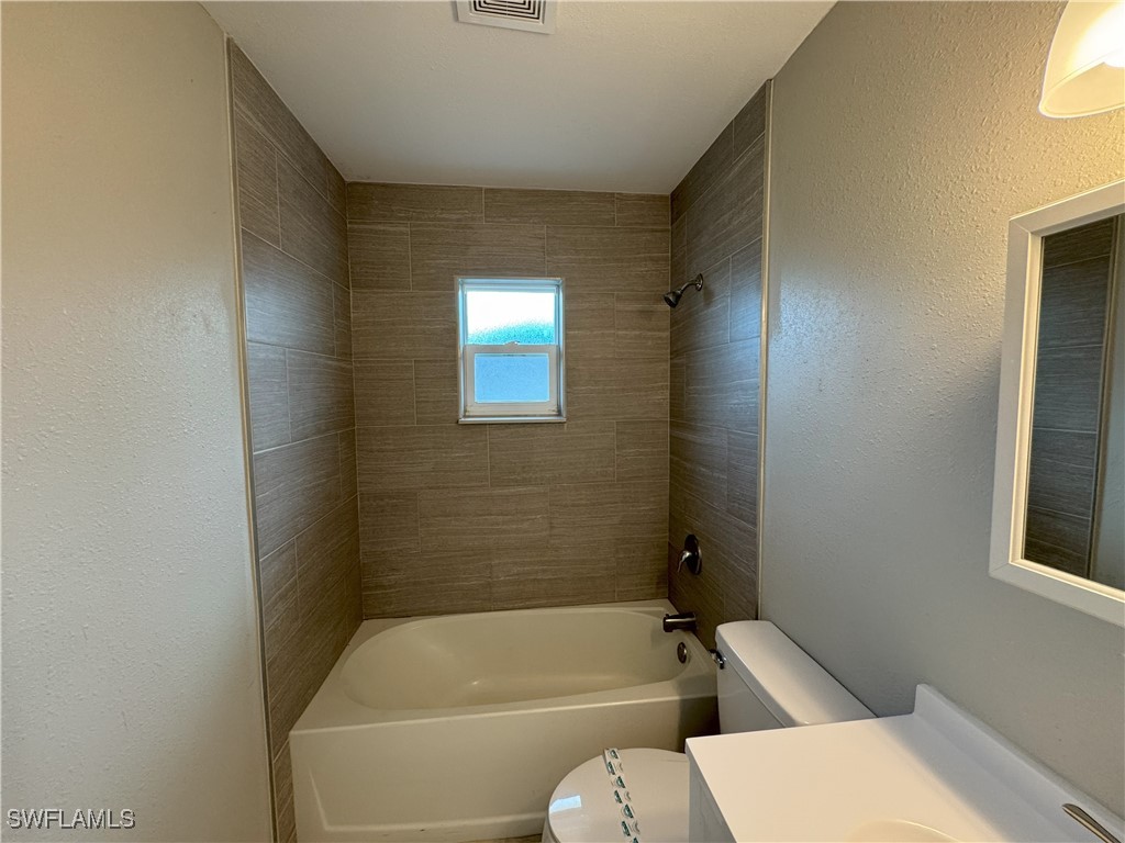 4402/4404  Santa Barbara Boulevard