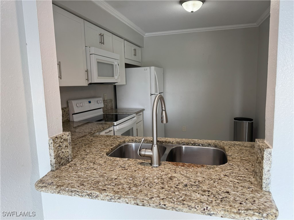 4402/4404  Santa Barbara Boulevard