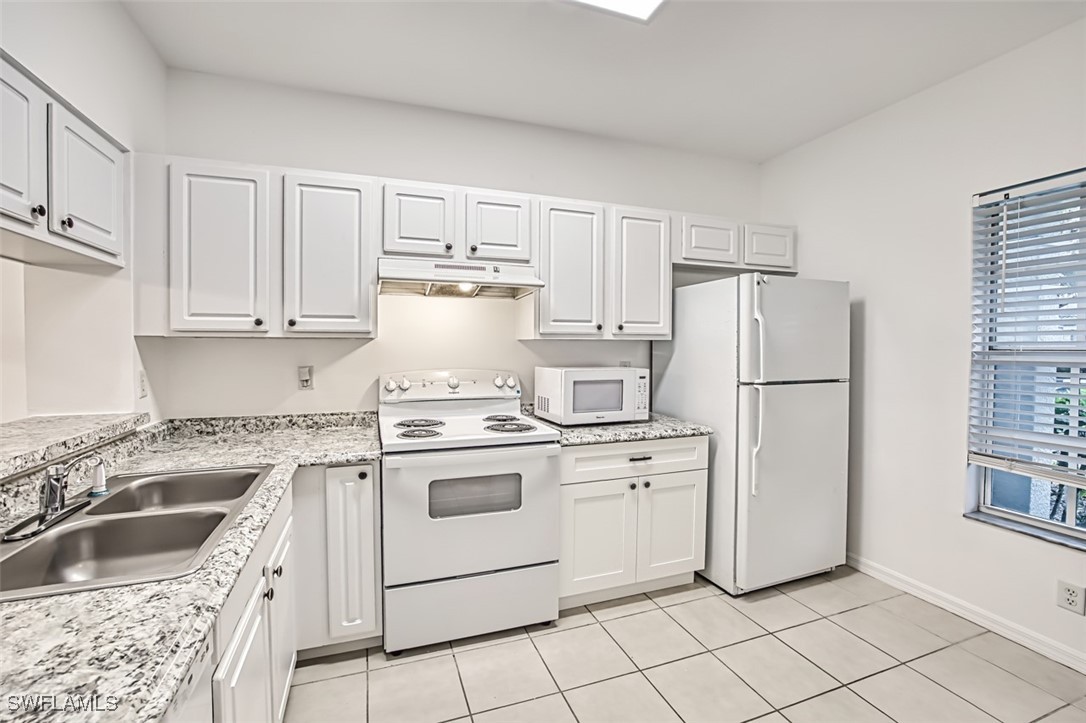 10034  Poppy Hill Drive