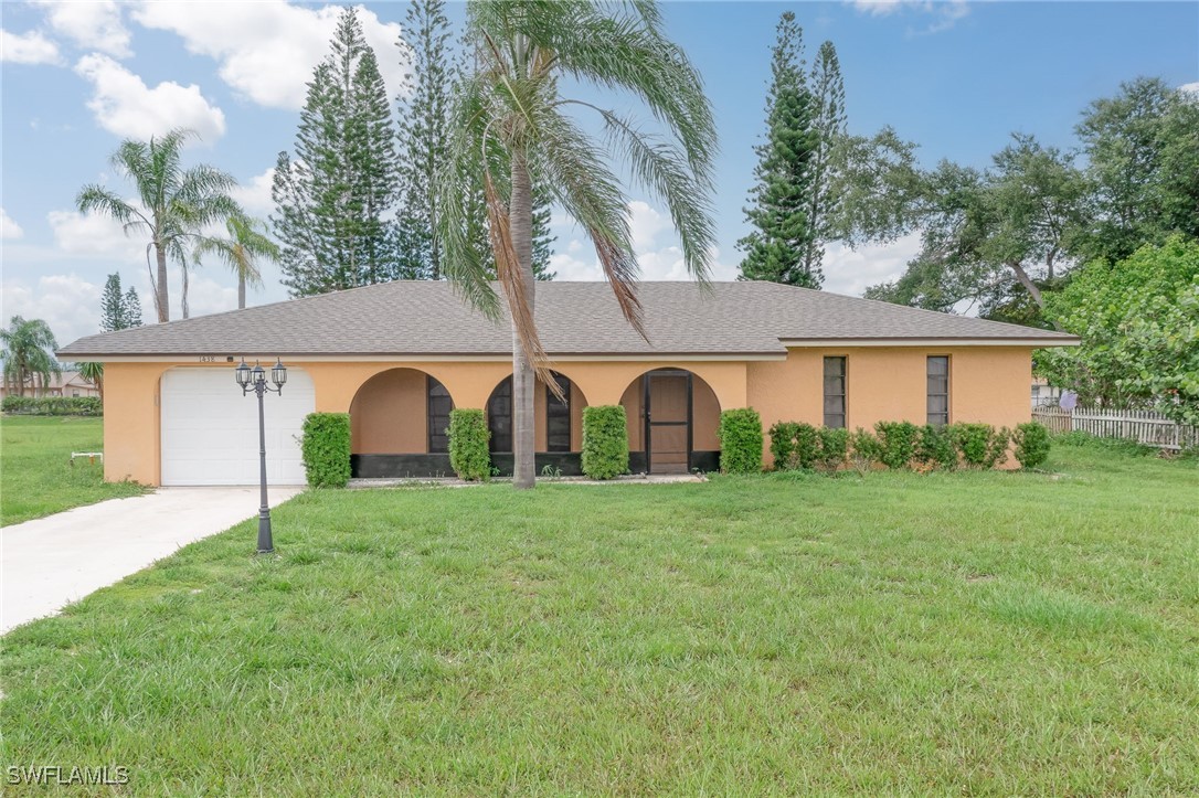 1438  Caywood Circle