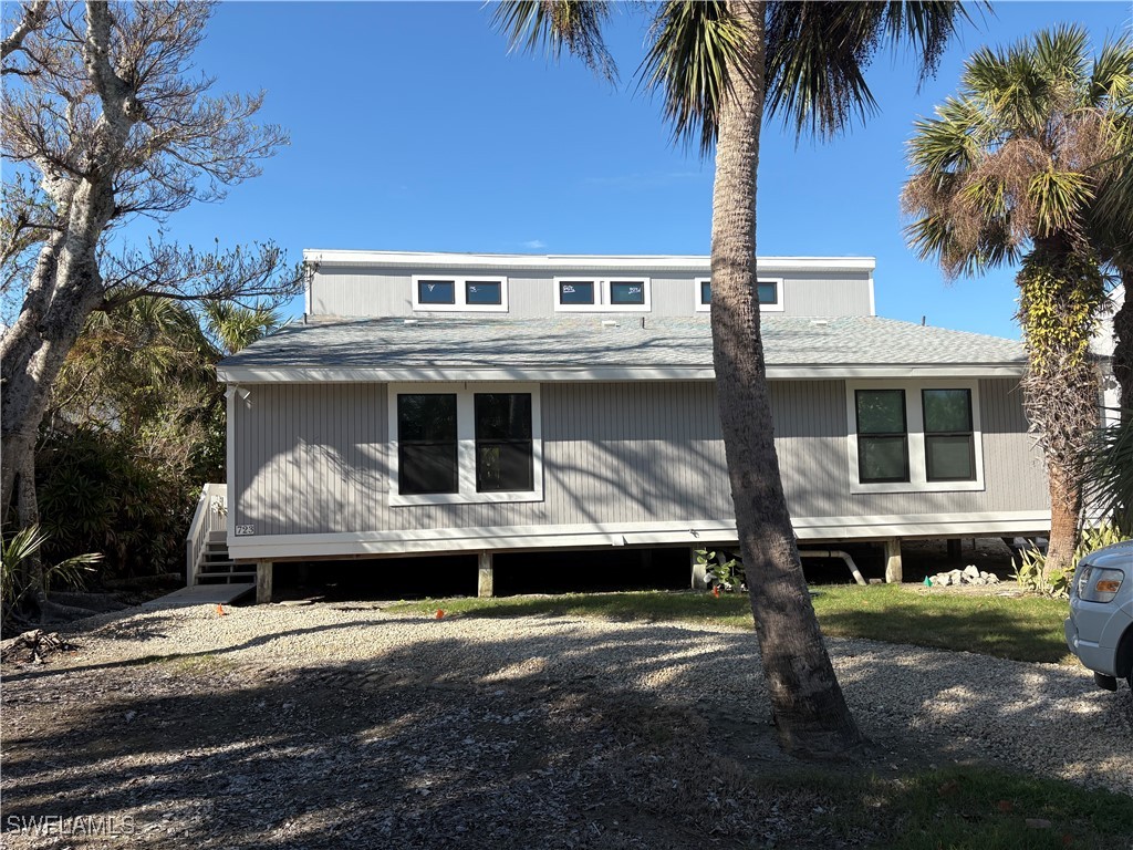 723  Cardium Street, Apt 11