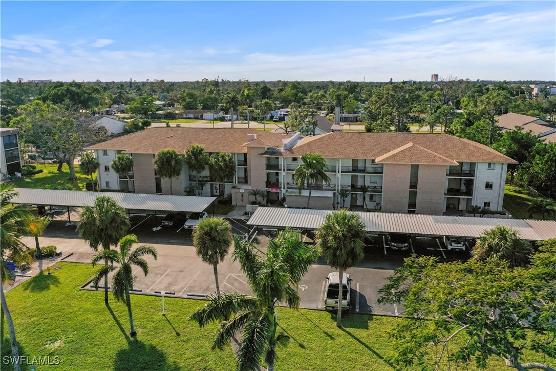 2079  Barkeley Lane, Apt 6