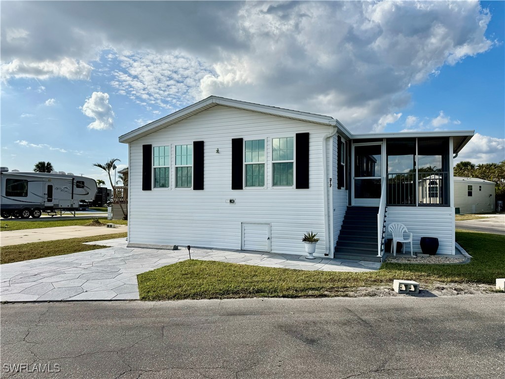 19681  Summerlin Road, Apt 217