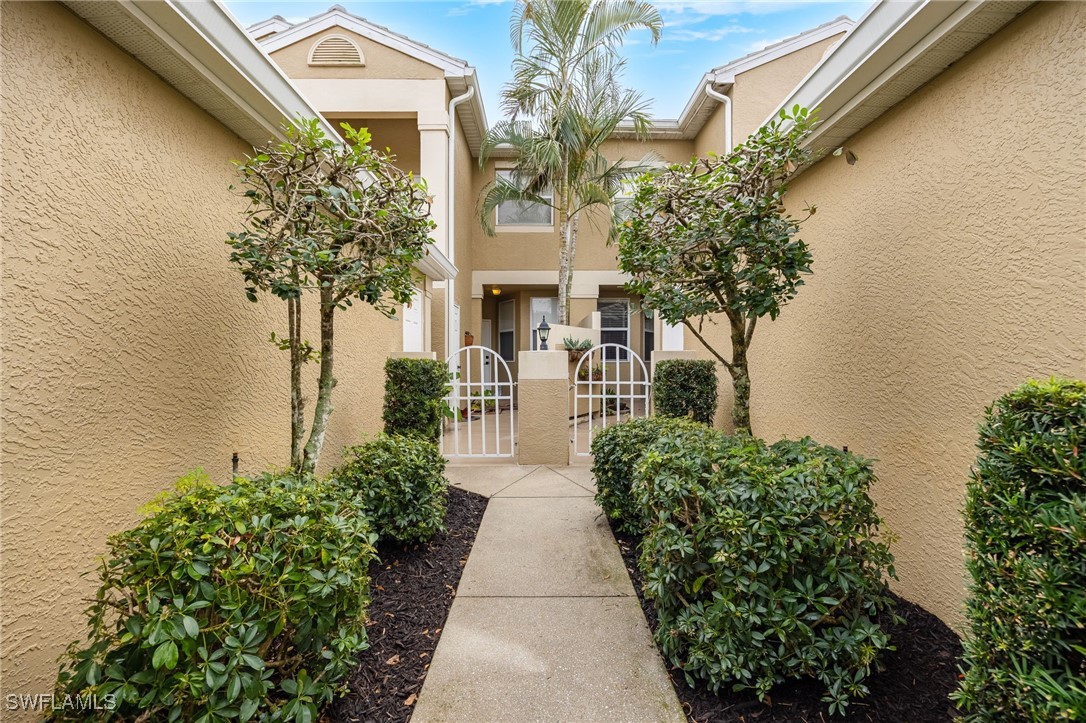 12040  Summergate Circle, Apt 102
