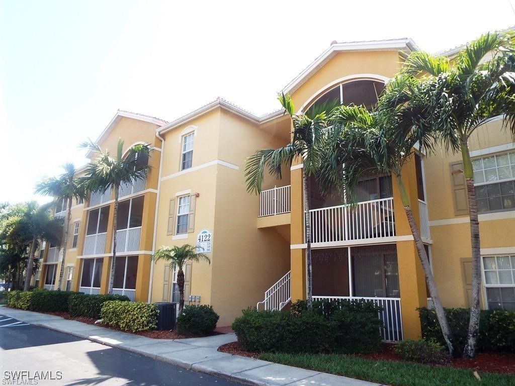 4122  Residence Drive, Apt 106