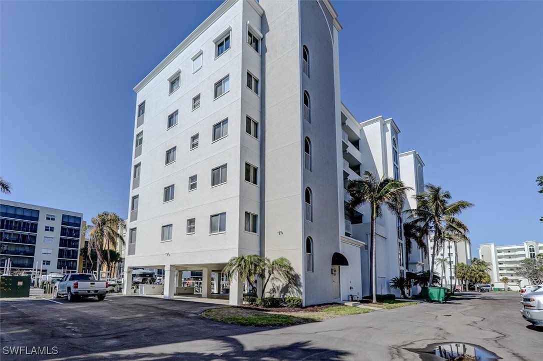 4361  Bay Beach Lane, Apt 121