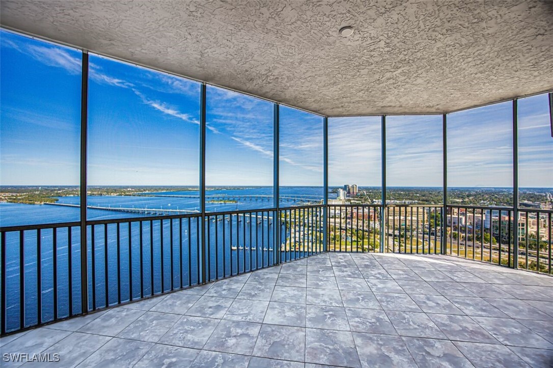 2104 W 1st Street, Apt 3204
