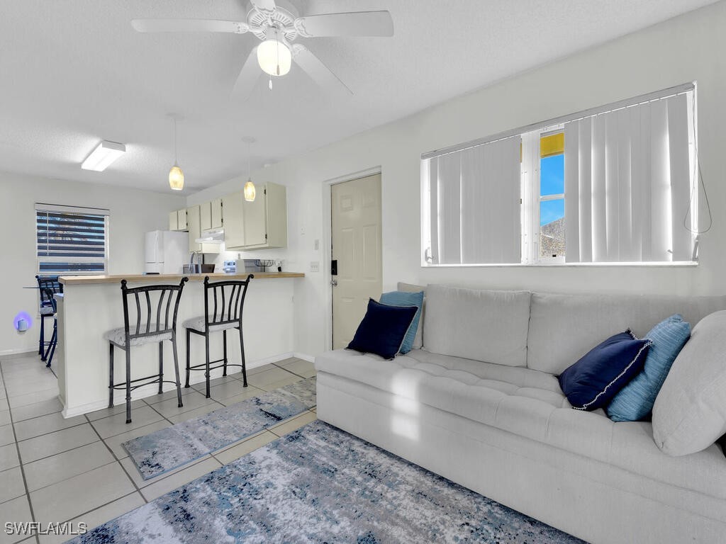 21600/21602  Widgeon Terrace