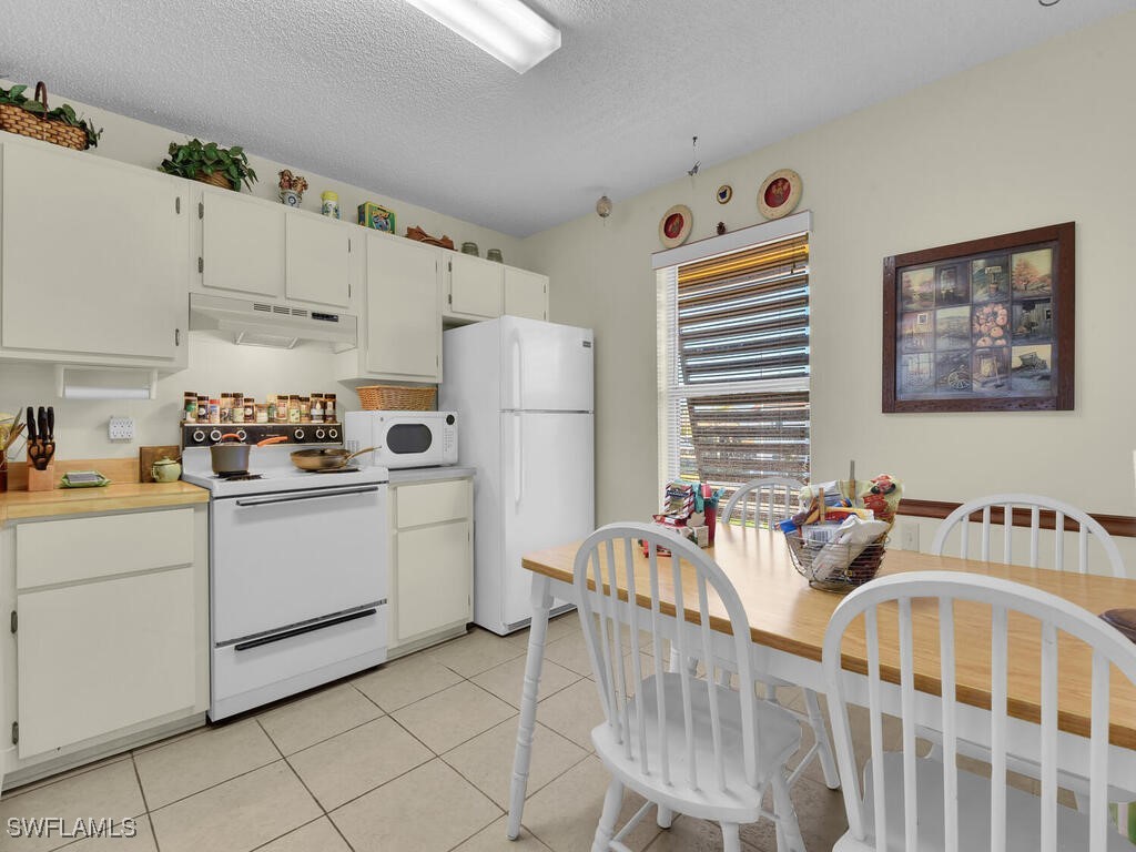 21600/21602  Widgeon Terrace