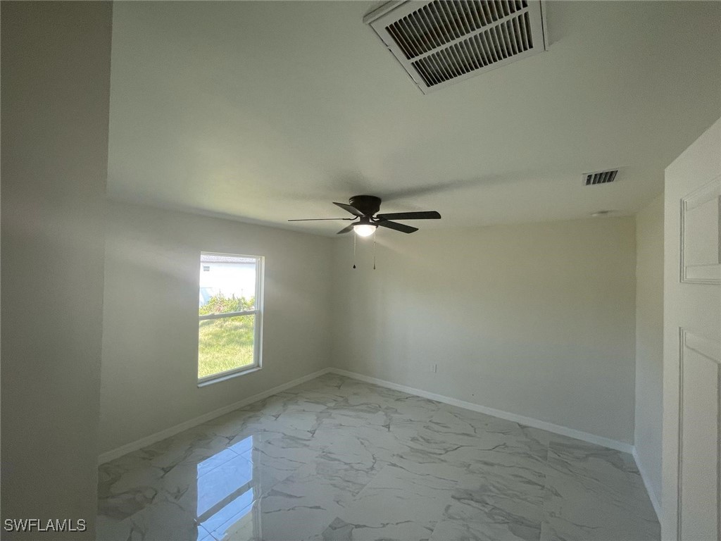 1108/1110  CIRCLE DR