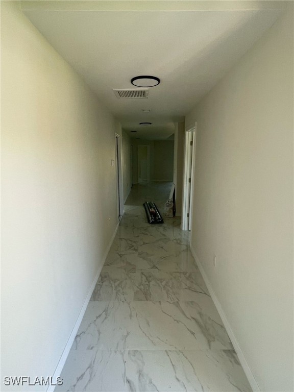 1108/1110  CIRCLE DR