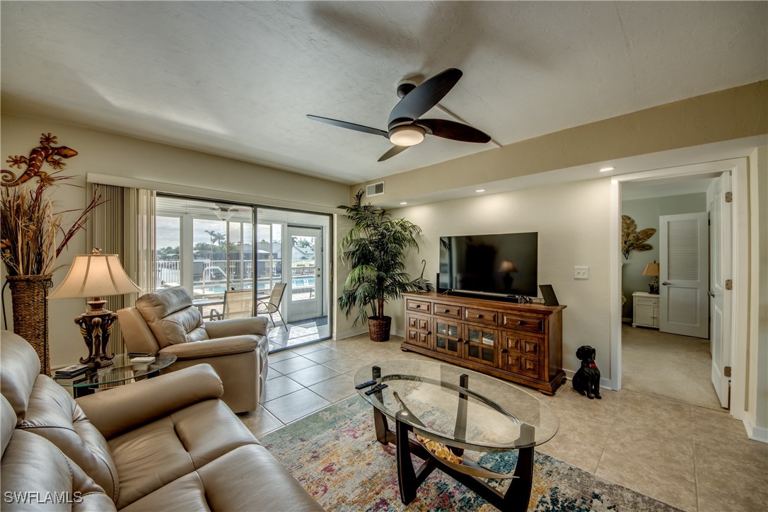 1118 SW 48th Terrace, Apt 104