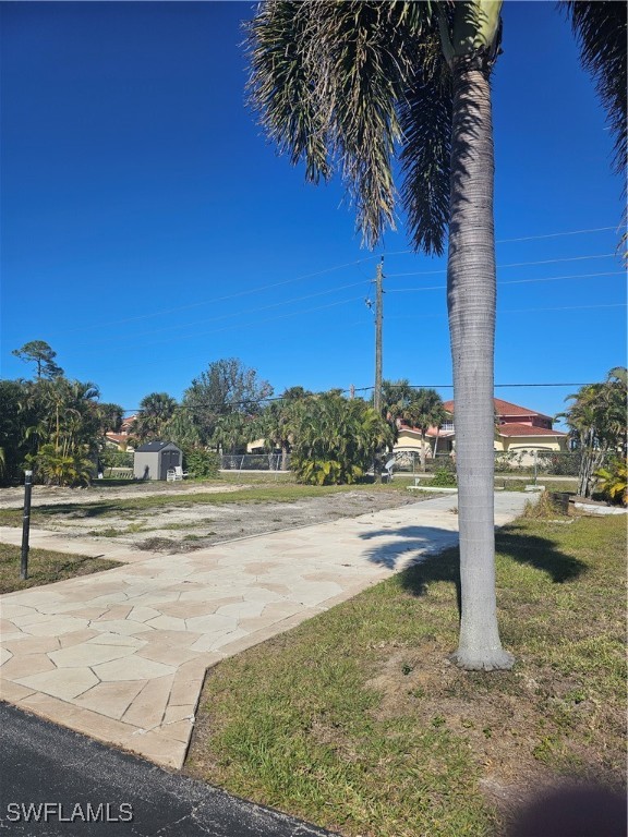 22  Williamsburg Way
